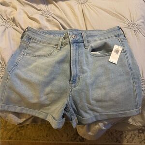 Old Navy Women's Light Blue Jean Shorts
